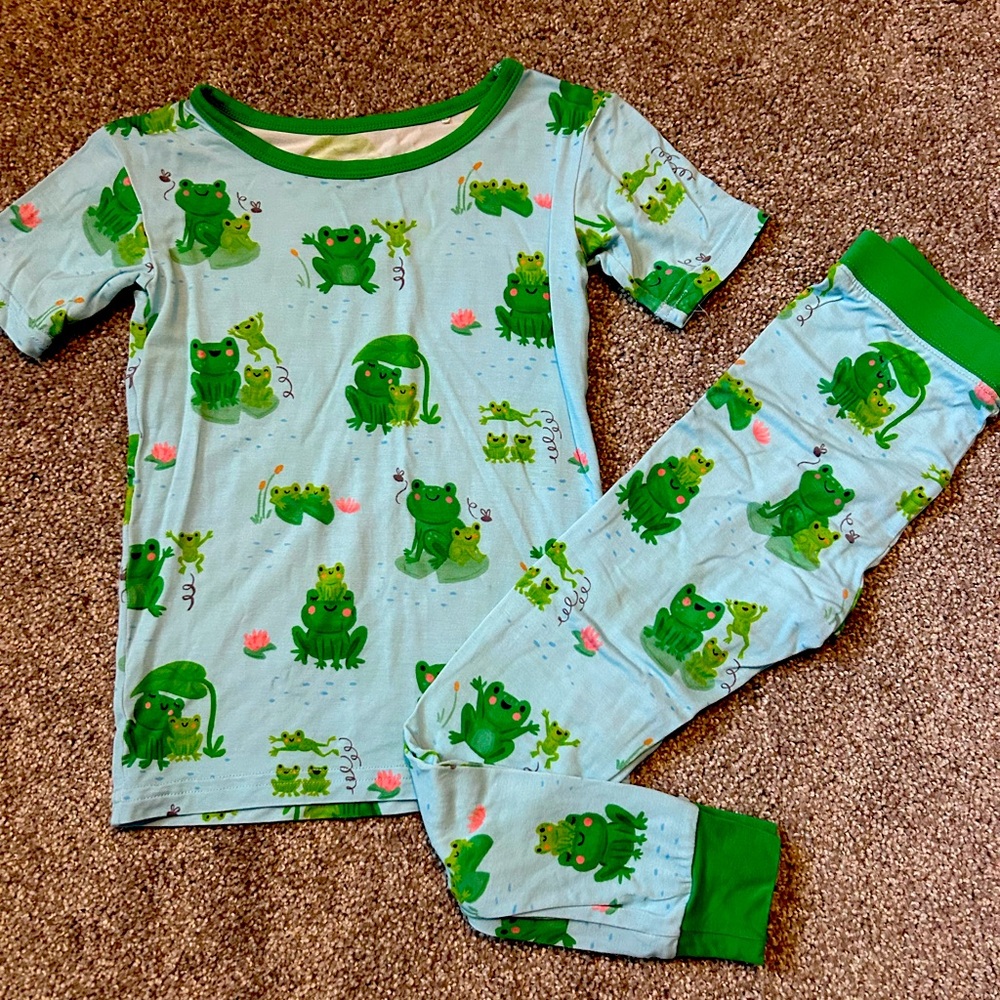 Little Sleepies 3T short sleeve top and pants set